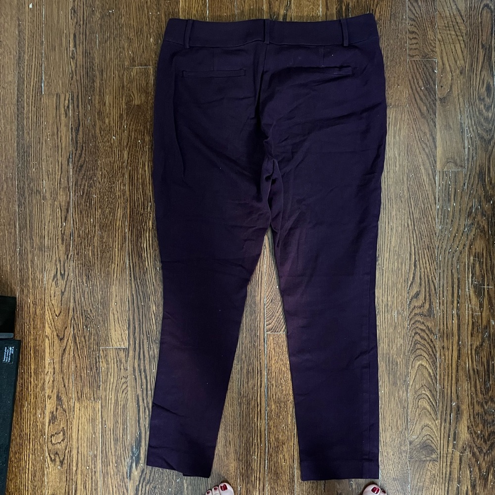 Loft size 8 Skinny pants in plum - Picture 3 of 10